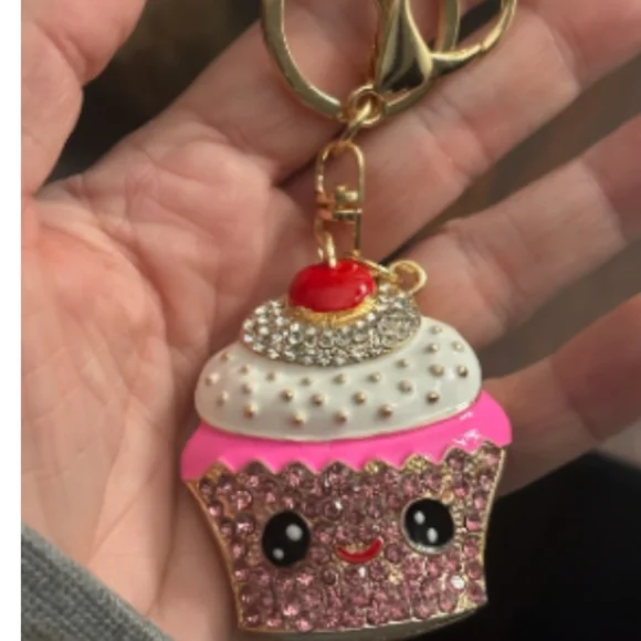 PINK CUPCAKE BLING BAG CHARM - Picture 2 of 2